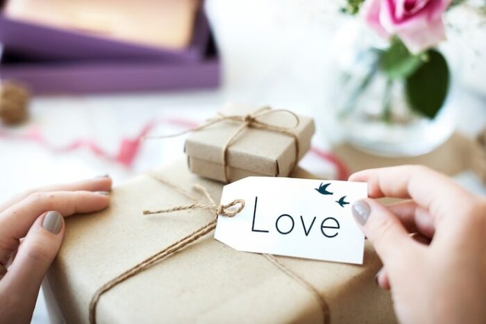 What Makes People Hold onto Personalized Gifts